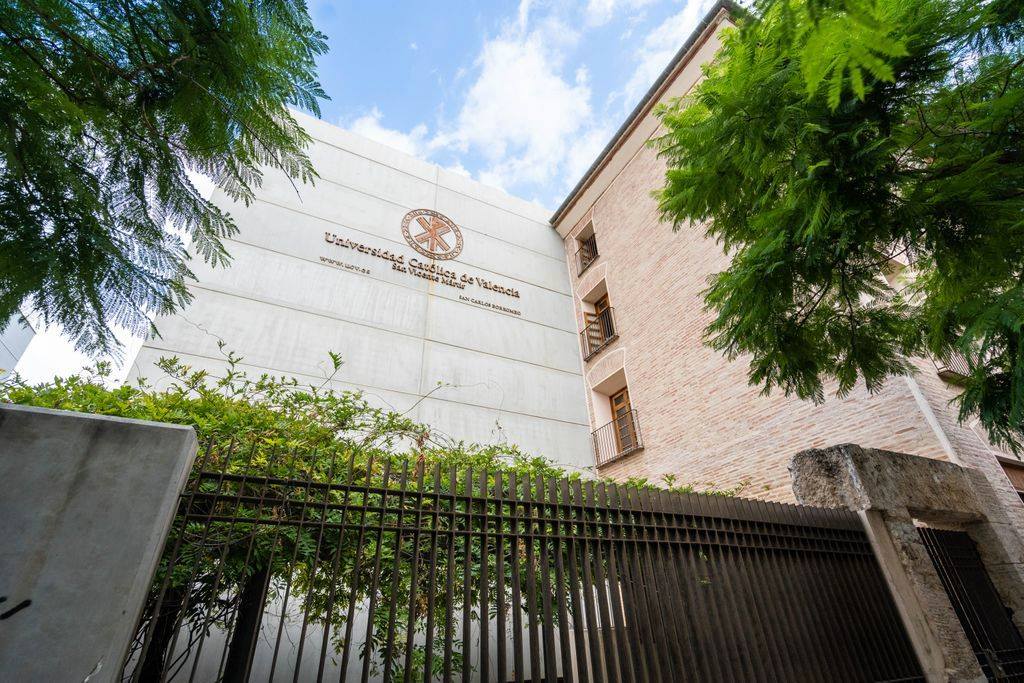 Universidad Católica de Valencia „San Vicente Mártir”